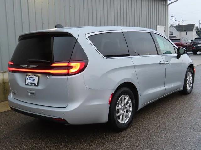 2024 Chrysler Pacifica Touring L 2024 Chrysler Pacifica Touring L