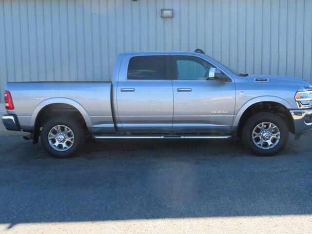 2021 RAM 3500 Laramie Crew Cab 4x4 64 Box 2021 RAM 3500 Laramie Crew Cab 4x4 64 Box