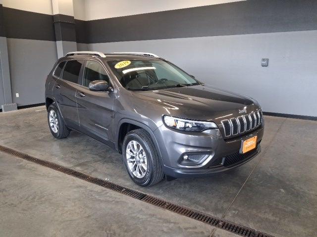 2019 Jeep Cherokee Latitude Plus 4x4 2019 Jeep Cherokee Latitude Plus 4x4