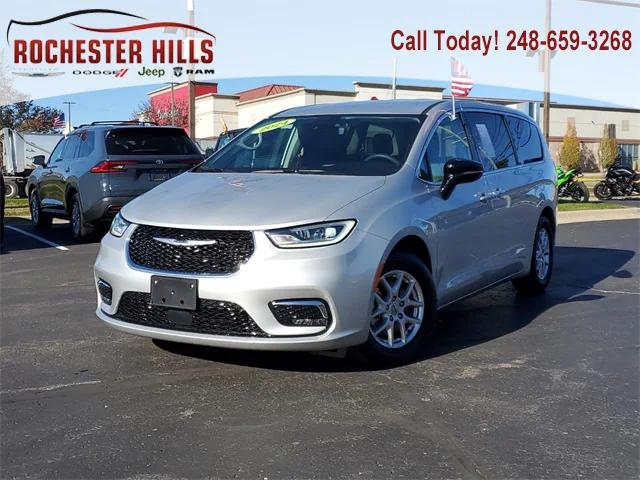 2024 Chrysler Pacifica Touring L 2024 Chrysler Pacifica Touring L