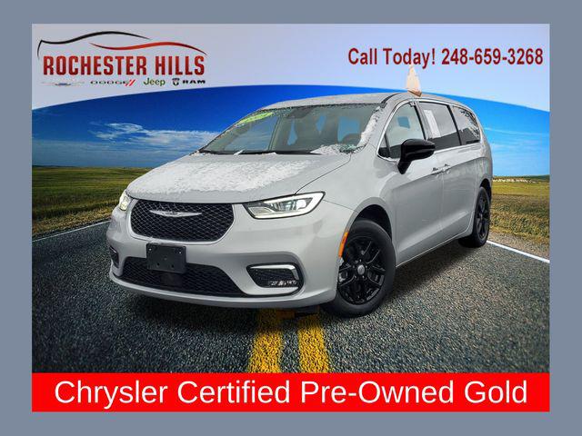 2024 Chrysler Pacifica Touring L for sale in Rochester Hills, MI