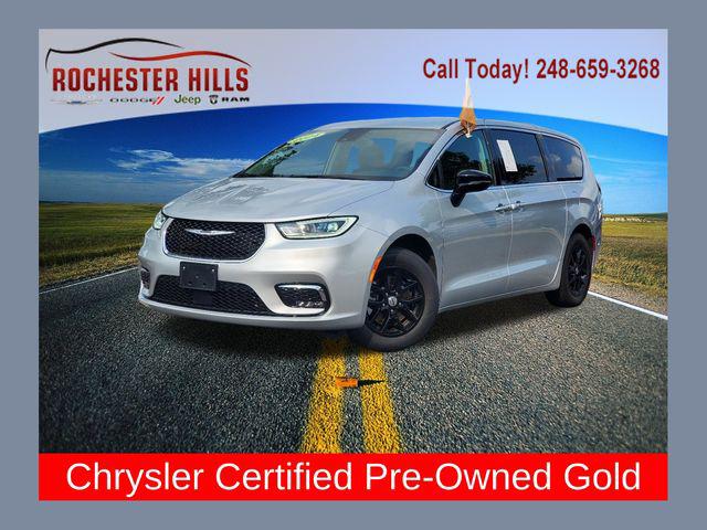 2024 Chrysler Pacifica Touring L for sale in Rochester Hills, MI