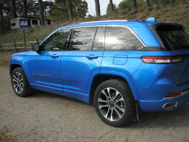 2023 Jeep Grand Cherokee Overland 4x4