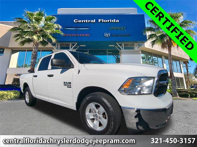 2022 RAM 1500 Classic SLT Crew Cab 4x2 57 Box