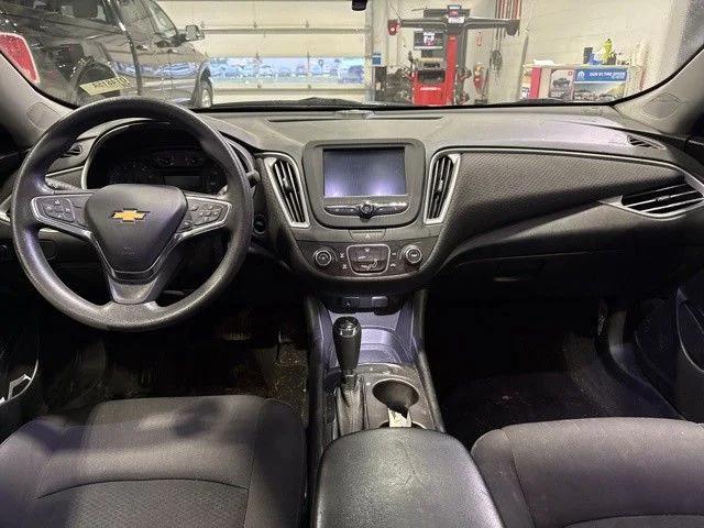 2017 Chevrolet Malibu LS 2017 Chevrolet Malibu LS