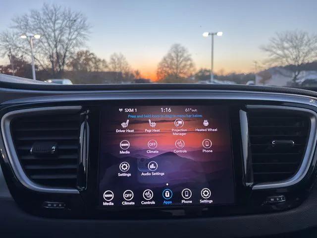 2020 Chrysler Pacifica AWD Launch Edition