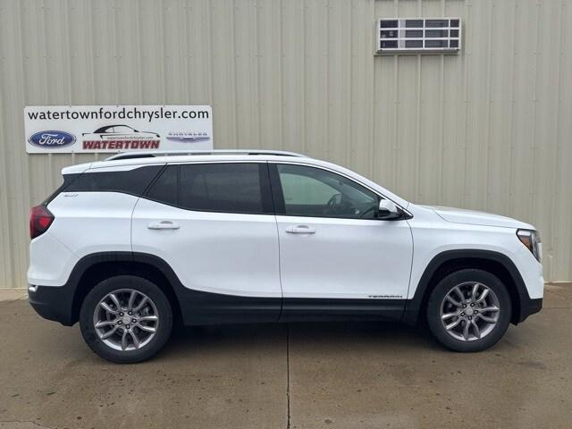 2024 GMC Terrain AWD SLT 2024 GMC Terrain AWD SLT