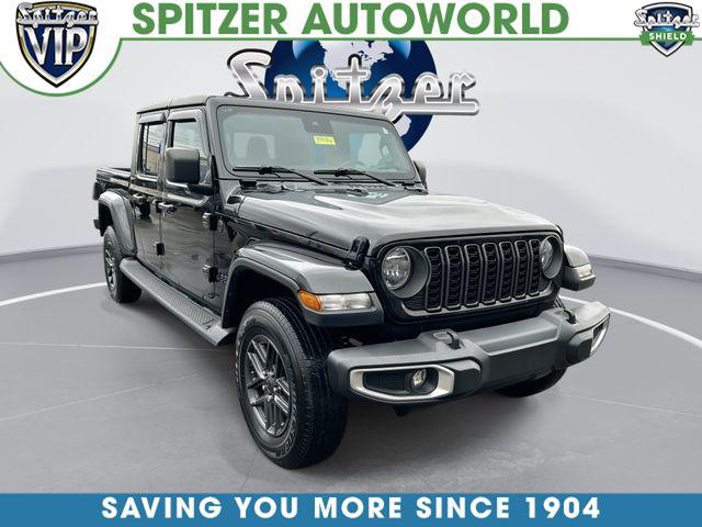 2024 Jeep Gladiator Sport S