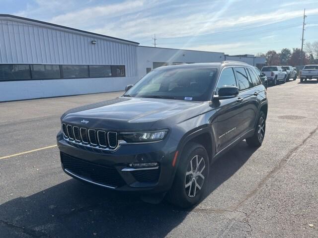 2023 Jeep Grand Cherokee Limited 4x4 2023 Jeep Grand Cherokee Limited 4x4