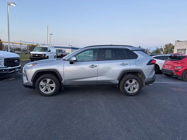 2022 Toyota RAV4 XLE 2022 Toyota RAV4 XLE