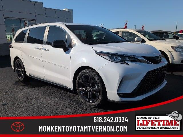 2022 Toyota Sienna XSE 2022 Toyota Sienna XSE