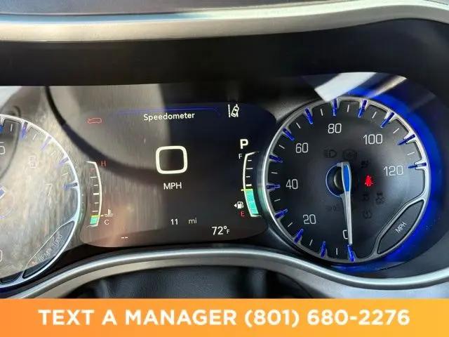 2026 Chrysler Pacifica Select AWD