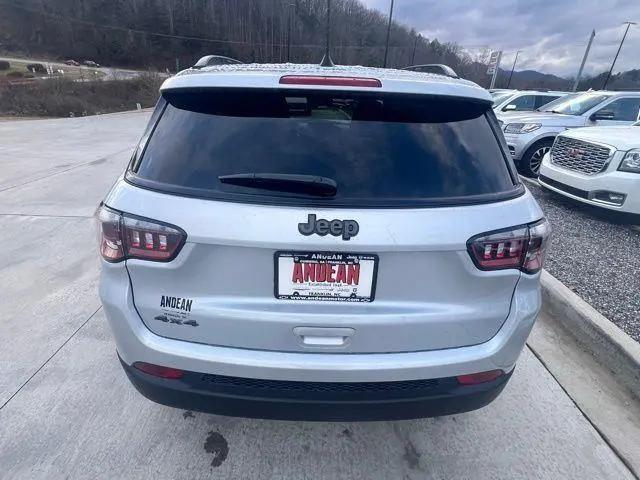 2026 Jeep Compass Latitude Altitude