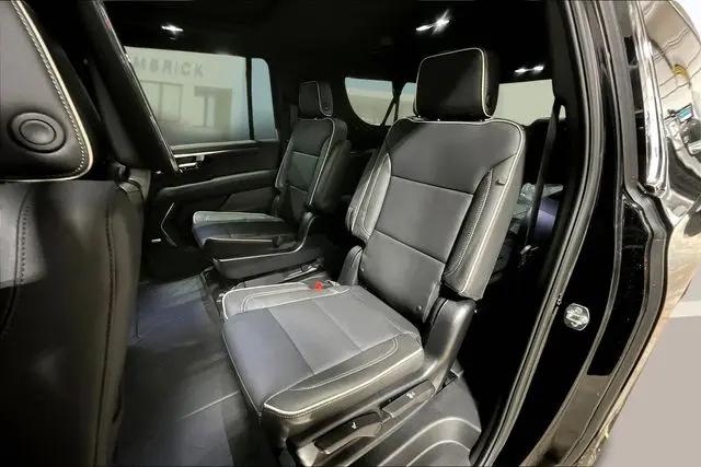 2026 Chevrolet Suburban Premier, 4WD