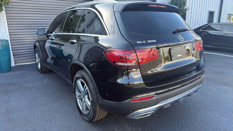 2021 Mercedes-Benz GLC SUV