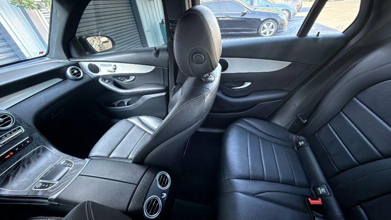 2021 Mercedes-Benz GLC SUV