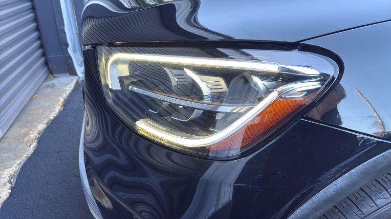 2021 Mercedes-Benz GLC SUV