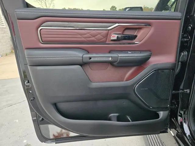 2026 Ram 1500 Limited Crew Cab 4x4 5'7" Box