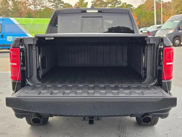 2026 Ram 1500 Limited Crew Cab 4x4 5'7" Box