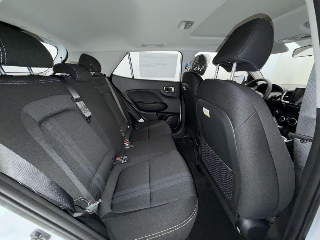 2026 Hyundai Venue SEL - Photo 10
