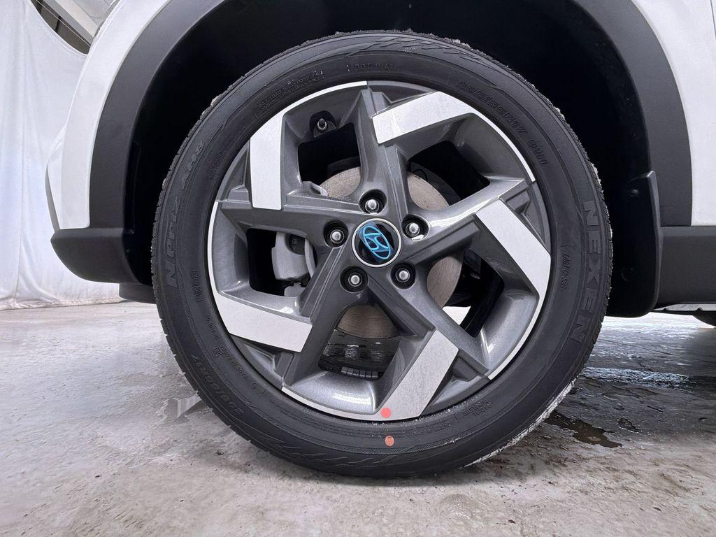 2026 Hyundai Venue SEL - Photo 11