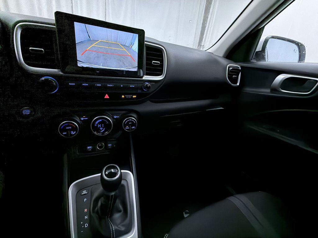 2026 Hyundai Venue SEL - Photo 13