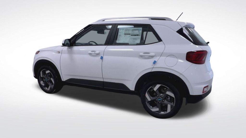 2026 Hyundai Venue SEL - Photo 19
