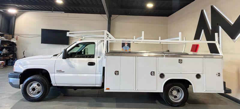 2003 Chevrolet Silverado 3500 Base