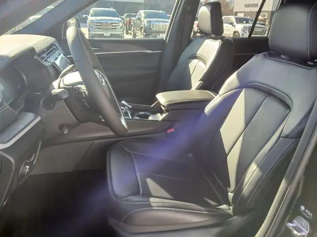 2025 Jeep Grand Cherokee Limited 4x4
