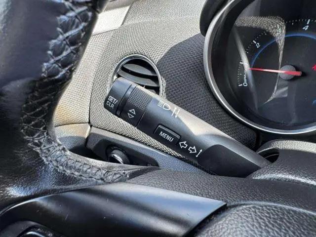 2011 Chevrolet Cruze 1LT