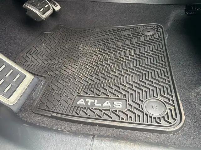 2026 Volkswagen Atlas Peak Edition
