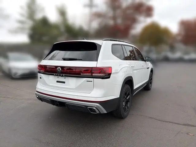 2026 Volkswagen Atlas Peak Edition