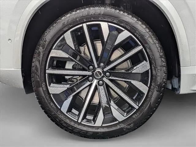 2026 Volvo XC90 Plus, B6 AWD Gas (mild hybrid), Gasoline, Bright, 7 Seats