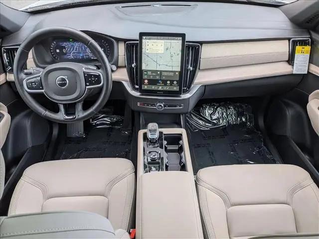 2026 Volvo XC90 Plus, B6 AWD Gas (mild hybrid), Gasoline, Bright, 7 Seats