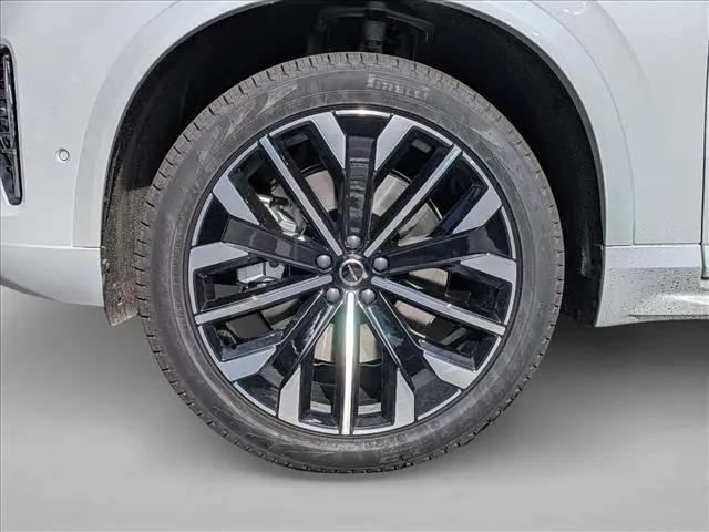 2026 Volvo XC90 Plug-In Hybrid Ultra, T8 AWD, Electric/Gasoline, Bright, 7 Seats