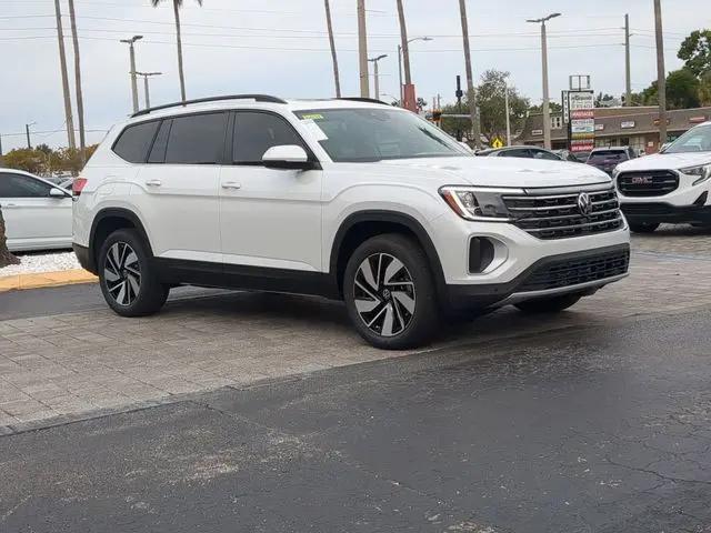 2026 Volkswagen Atlas SE with Technology
