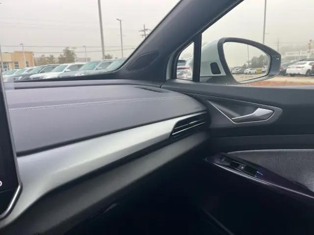 2025 Volkswagen ID.4 AWD Pro