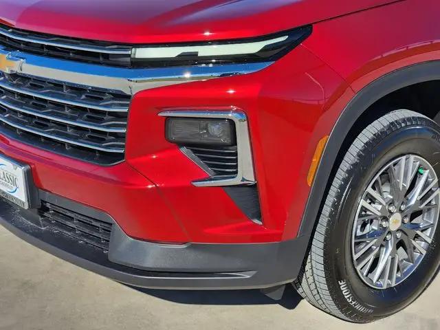 2026 Chevrolet Traverse FWD LT
