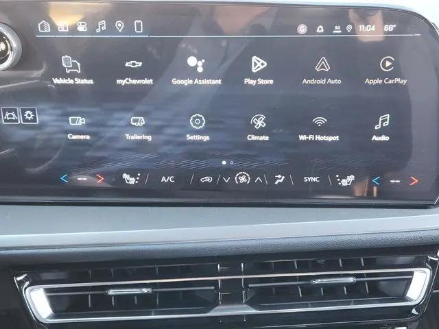 2026 Chevrolet Traverse FWD LT