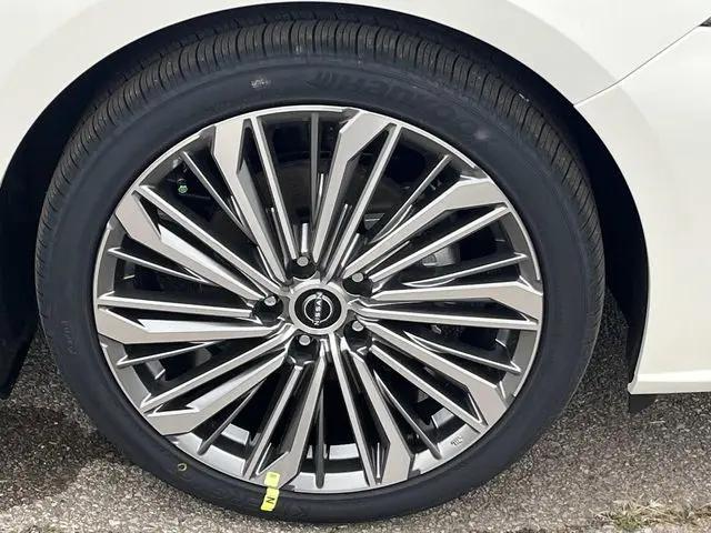 2025 Nissan Altima SL FWD