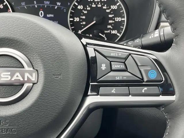 2025 Nissan Altima SL FWD