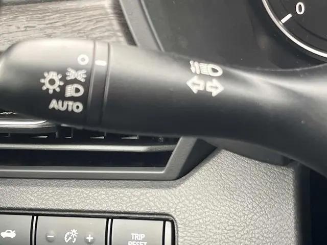 2025 Nissan Altima SL FWD