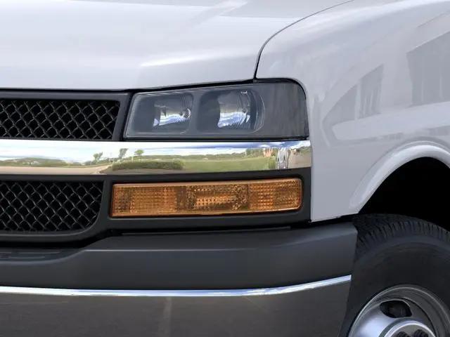 2025 Chevrolet Express Cutaway Work Van