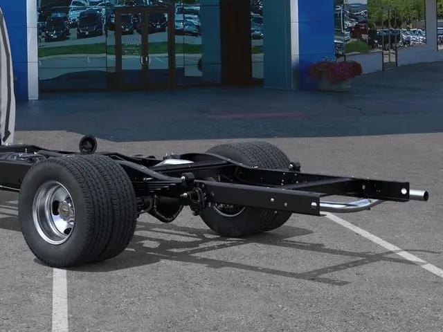 2025 Chevrolet Express Cutaway Work Van