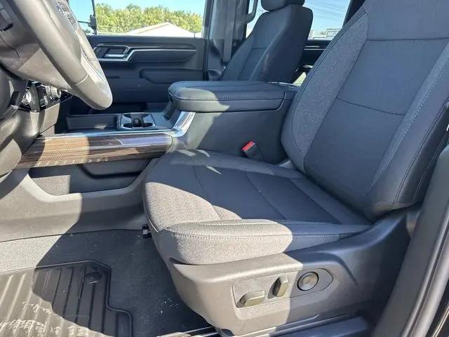 2026 Chevrolet Silverado 2500HD Crew Cab, Standard Bed, LT, 4WD