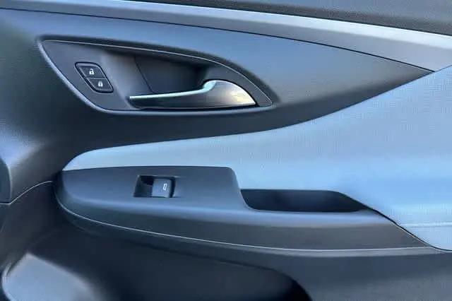 2026 Buick NV Preferred FWD