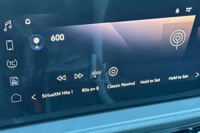 2026 Buick NV Preferred FWD