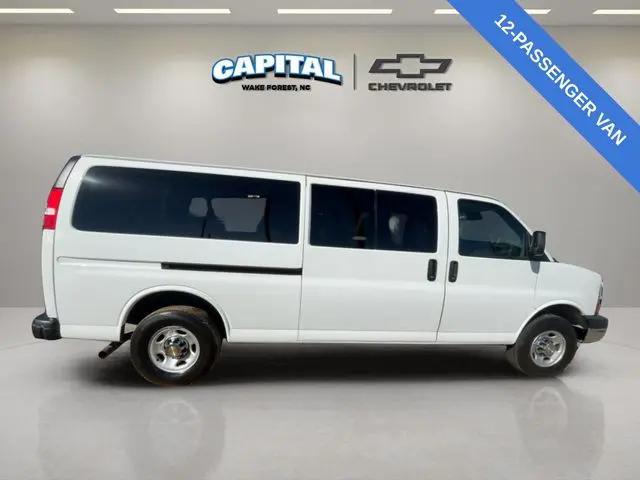 2024 Chevrolet Express Passenger RWD 3500 Extended Wheelbase LT
