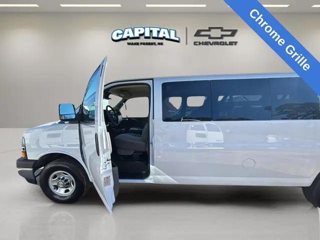 2024 Chevrolet Express Passenger RWD 3500 Extended Wheelbase LT