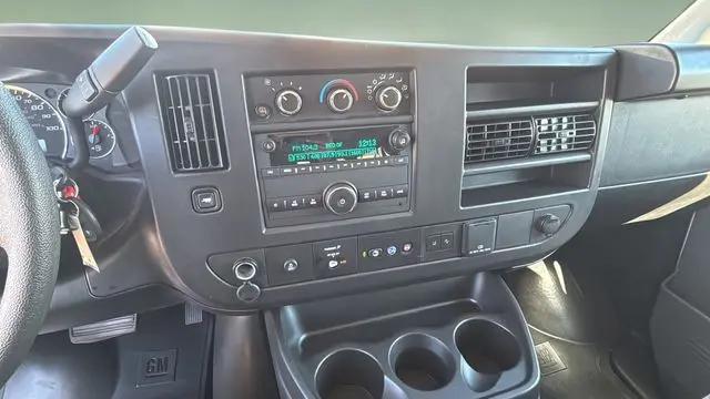 2024 Chevrolet Express Passenger RWD 3500 Extended Wheelbase LT